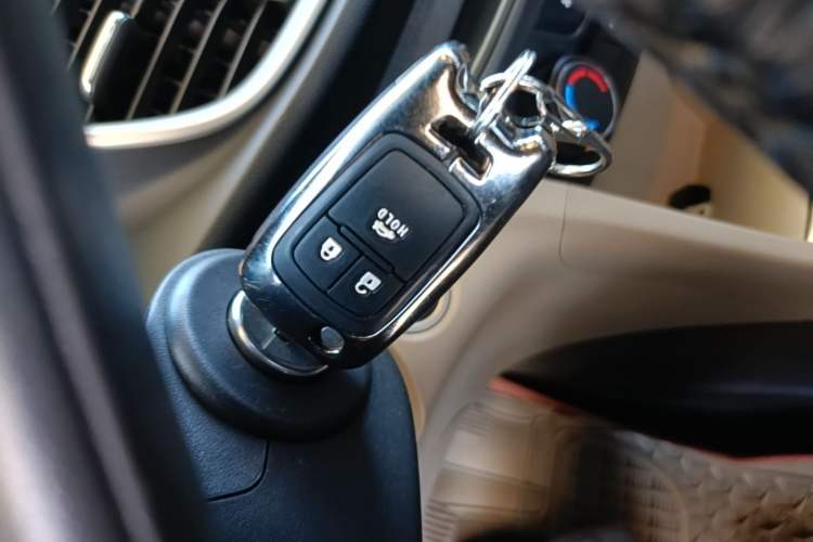 Used Buick GT 2016 15N Manual Elite Edition Vehicle Key