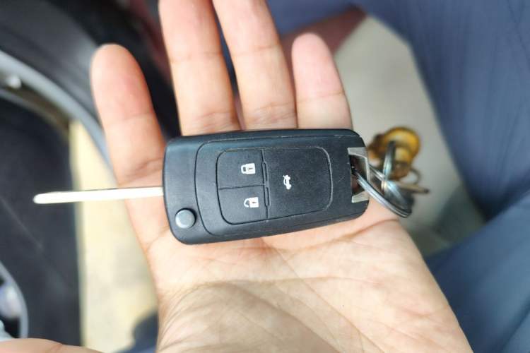 Used Buick GT 2016 15N Manual Elite Edition Vehicle Key