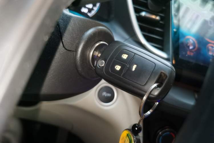 Used Buick GT 2016 15N Automatic Elite Edition Vehicle Key