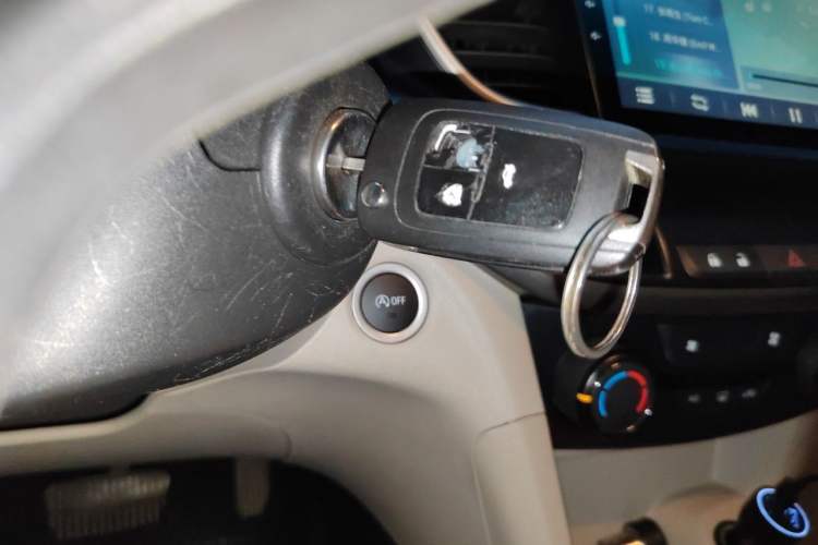 Used Buick GT 2016 15N Automatic Elite Edition Vehicle Key