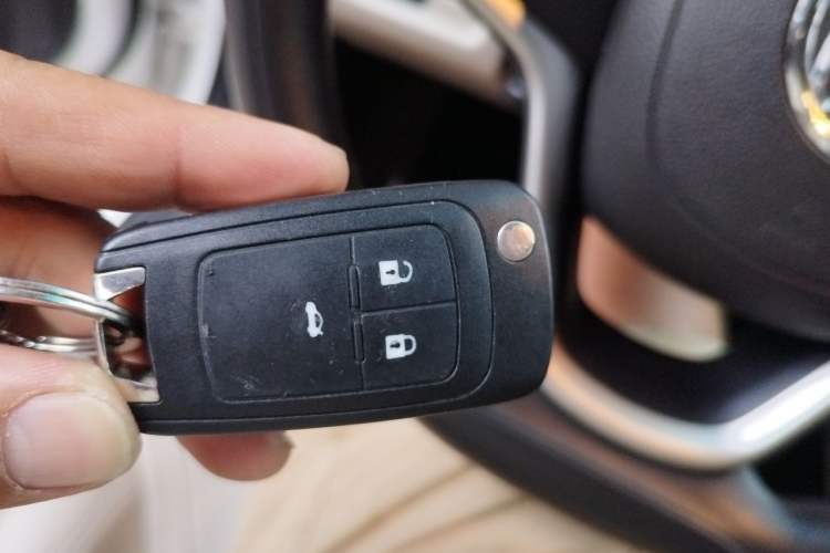Used Buick GT 2016 15N Automatic Luxury Edition Vehicle Key