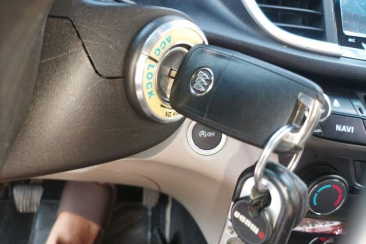 Used Buick GT 2016 15N Manual Entry-Level Trim Vehicle Key
