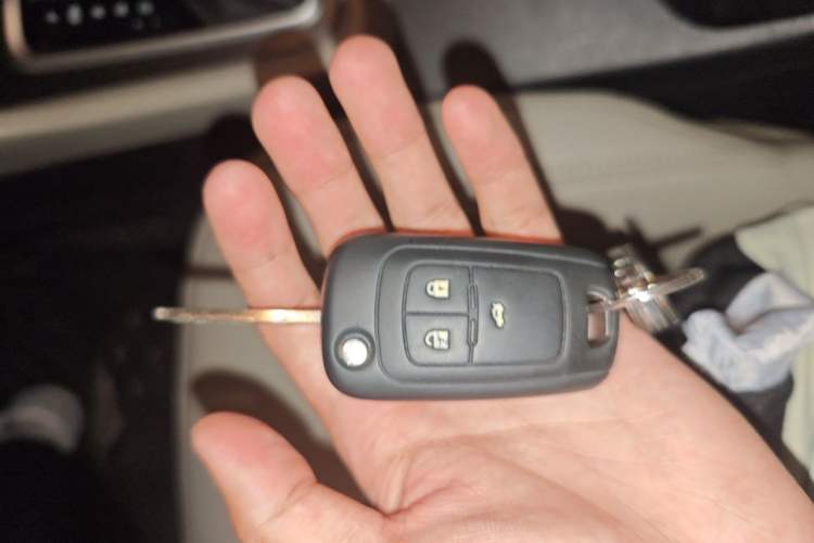 Used Buick GT 2016 15N Automatic Elite Edition Vehicle Key