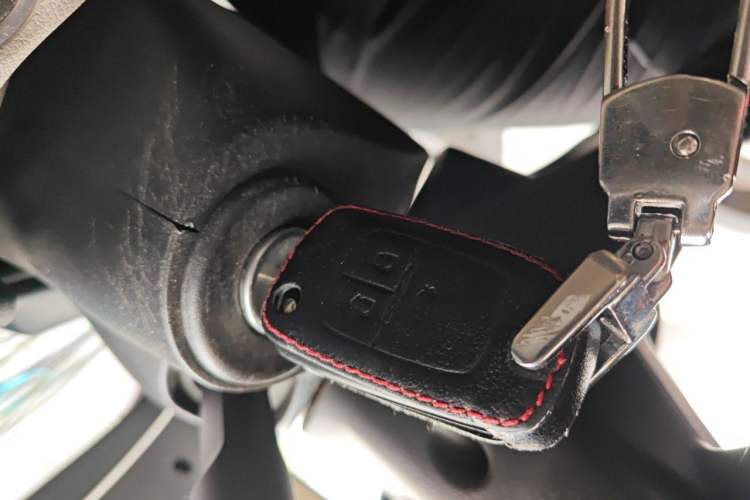 Used Buick GT 2016 15N Manual Elite Edition Vehicle Key