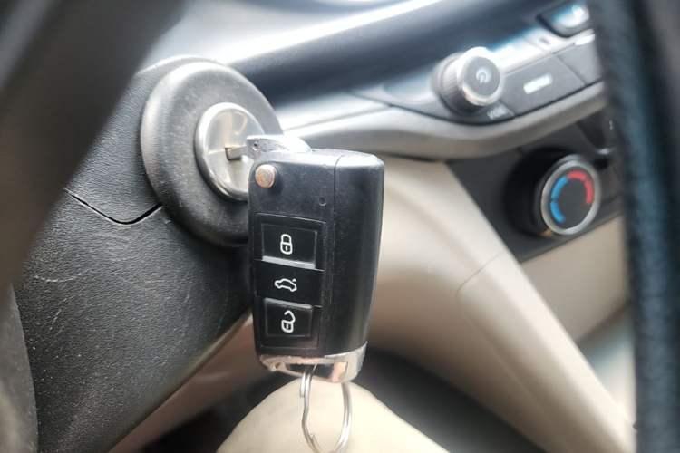 Used Buick GT 2016 15N Manual Elite Edition Vehicle Key