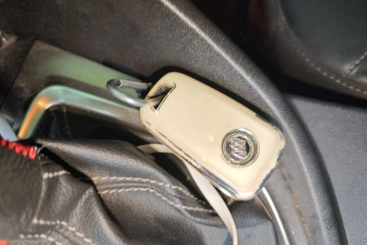 Used Buick GT 2016 15N Automatic Luxury Edition Vehicle Key