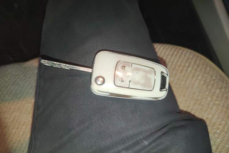 Used Buick GT 2016 15N Automatic Elite Edition Vehicle Key