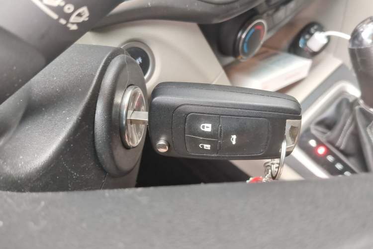 Used Buick GT 2016 15N Automatic Entry-Level Trim Vehicle Key