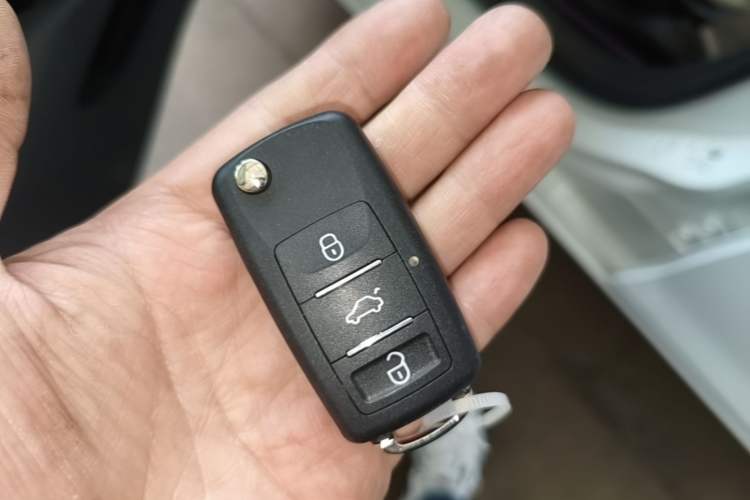 Used Buick GT 2016 15N Automatic Elite Edition Vehicle Key