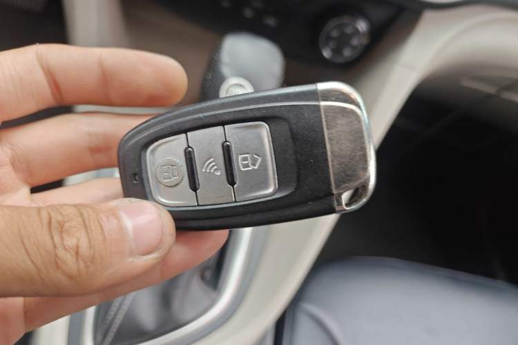 Used Buick GT 2016 15N Automatic Elite Edition Vehicle Key