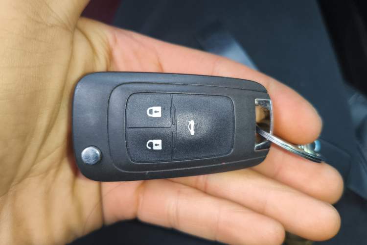 Used Buick GT 2016 15N Automatic Luxury Edition Vehicle Key