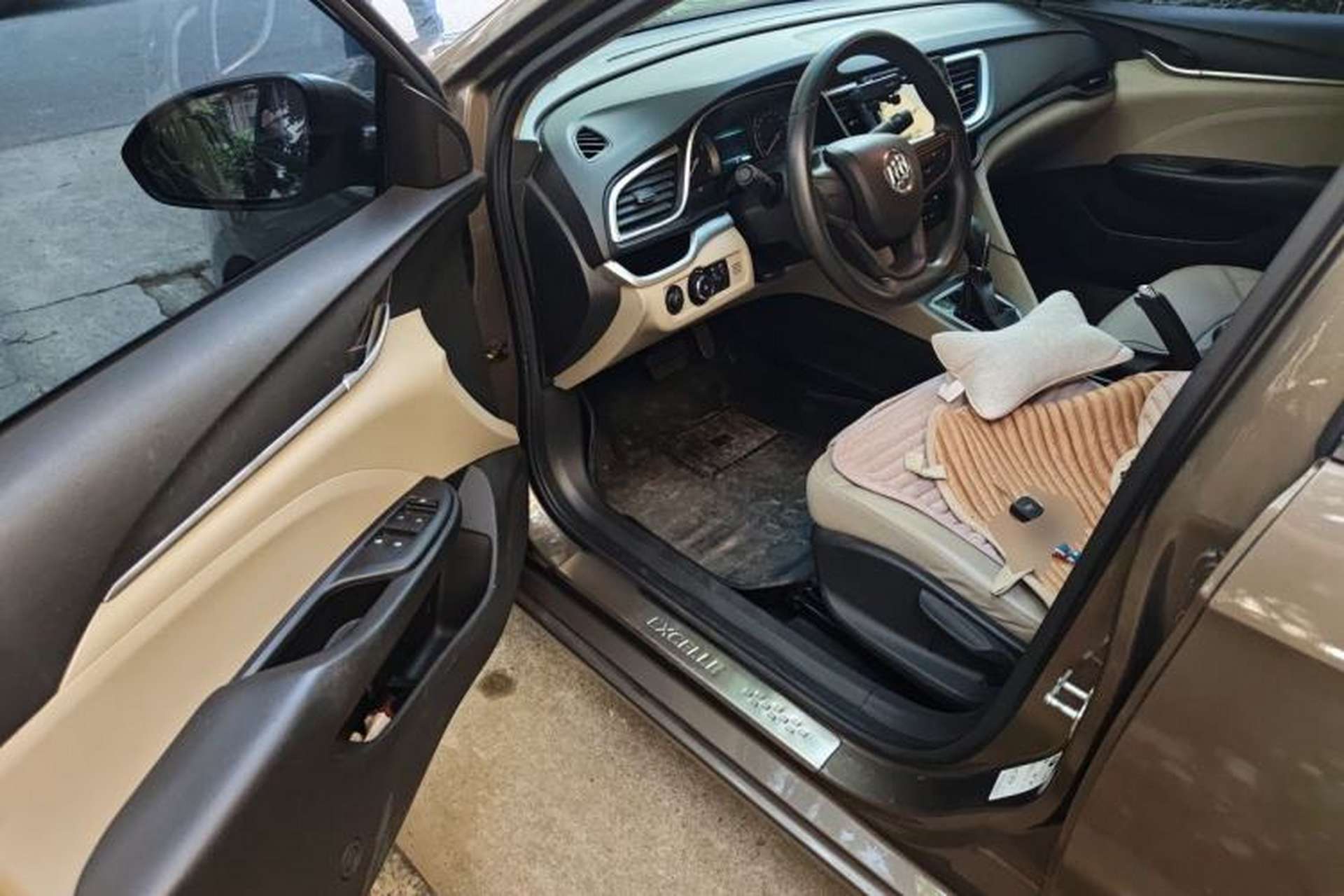 Used Buick GT 2016 15N Automatic Elite Edition Driver Seat