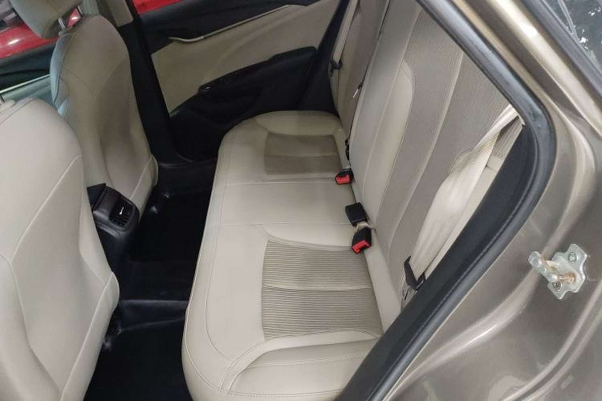 Used Buick GT 2016 18T Dual-Clutch Elite Model Left Rear Seat