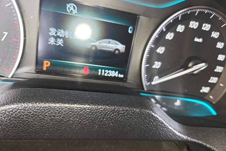 Used Buick GT 2016 15N Automatic Elite Edition Odometer Close Up