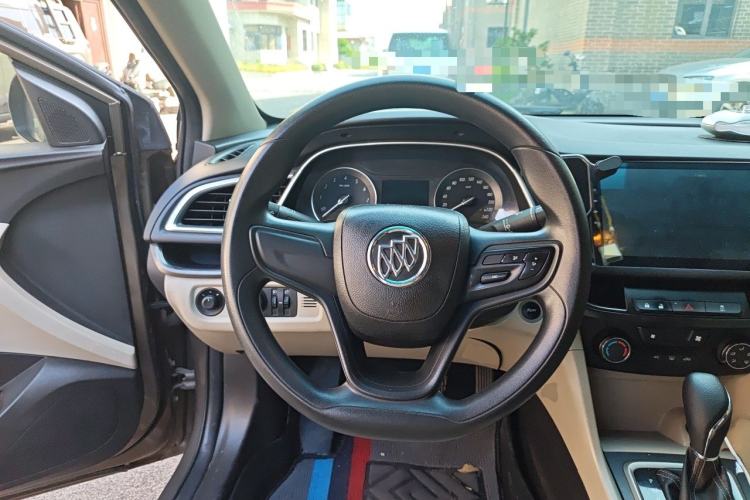 Used Buick GT 2016 15N Automatic Elite Edition Steering Wheel