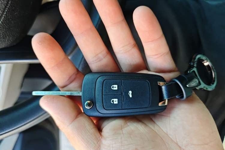 Used Buick GT 2016 15N Automatic Elite Edition Vehicle Key