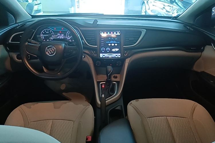 Used Buick GT 2017 15N Automatic Entry-Level Trim Center Console