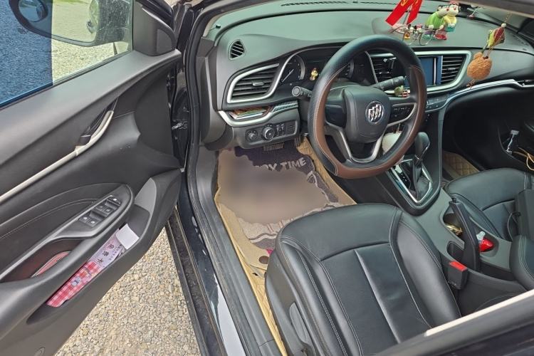 Used Buick GT 2017 15N Automatic Deluxe Edition Driver Seat
