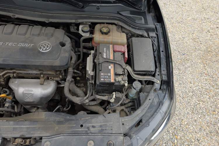 Used Buick GT 2017 15N Automatic Deluxe Edition Engine Bay Left
