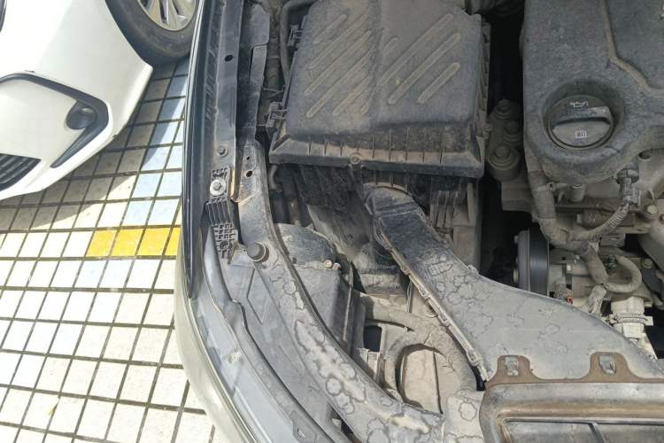 Used Buick GT 2017 15N Automatic Elite Version Engine Bay Right