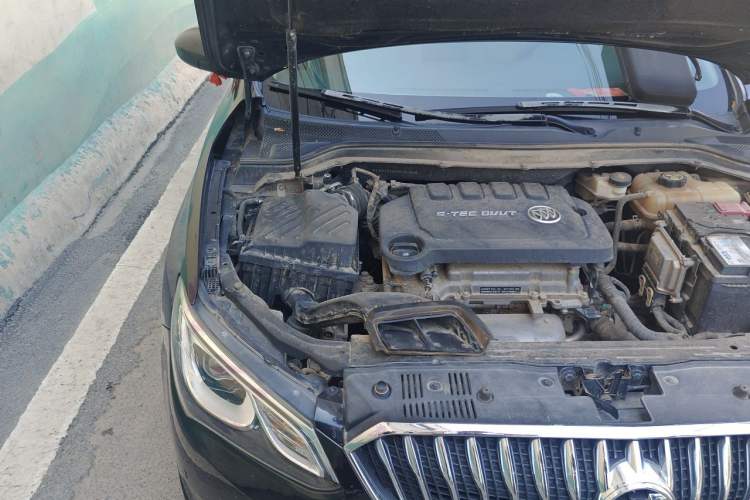 Used Buick GT 2017 15N Automatic Entry-Level Trim Engine Bay Right