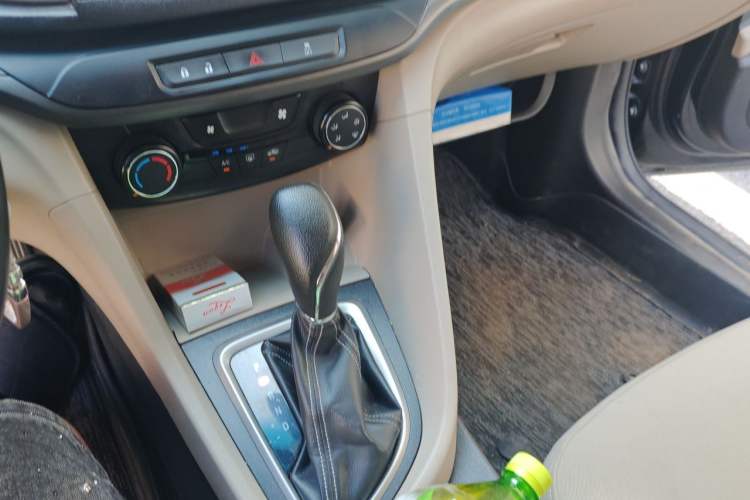 Used Buick GT 2017 15N Automatic Entry-Level Trim Gear Lever