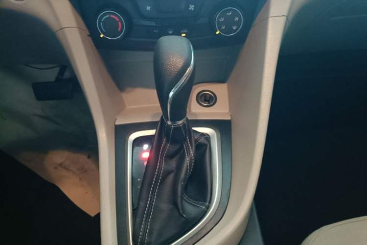 Used Buick GT 2017 15N Automatic Entry-Level Trim Gear Lever