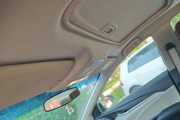 Used Buick GT 2017 15N Manual Elite Version Headliner