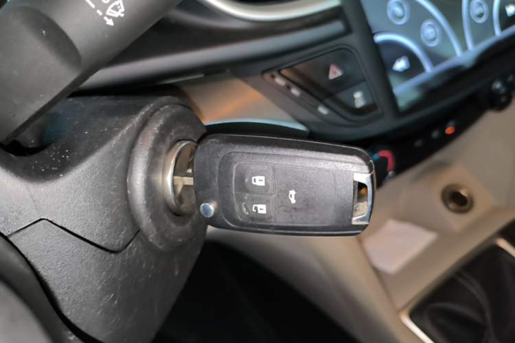 Used Buick GT 2017 15N Manual Entry-Level Trim Interior 1