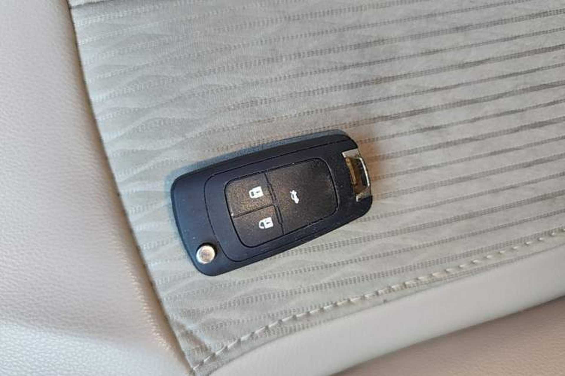 Used Buick GT 2017 15N Manual Elite Version Interior 1