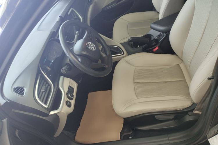 Used Buick GT 2017 15N Automatic Elite Version Left Front Seat