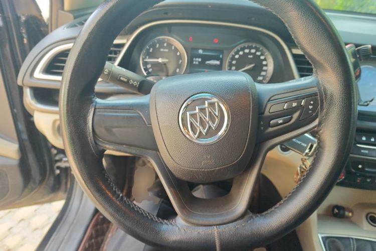 Used Buick GT 2017 15N Manual Elite Version Steering Wheel
