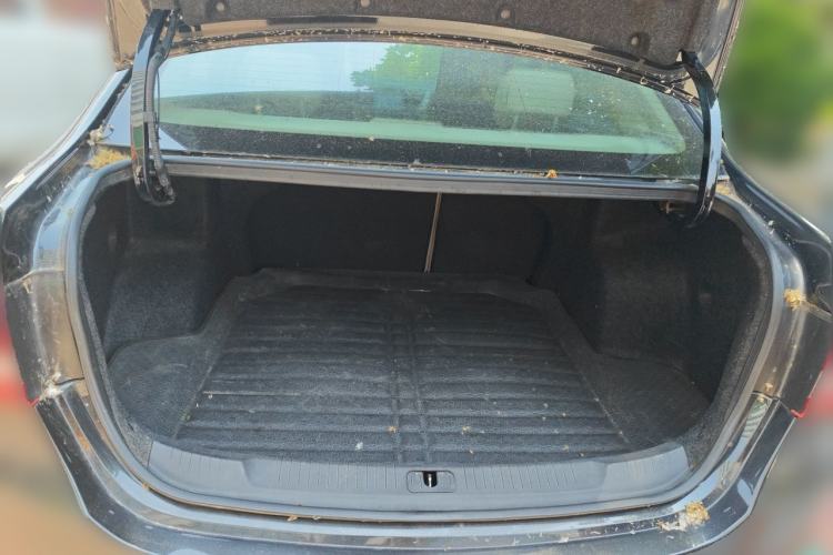 Used Buick GT 2017 15N Manual Elite Version Trunk