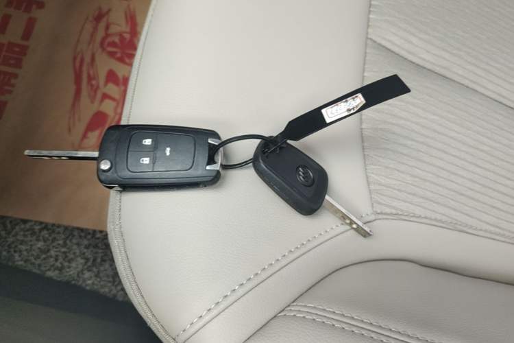 Used Buick GT 2017 15N Automatic Elite Version Vehicle Key