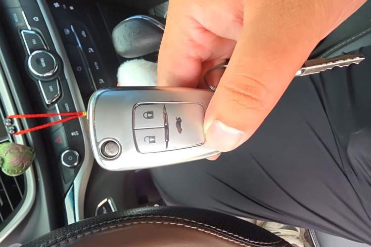 Used Buick GT 2017 15N Automatic Deluxe Edition Vehicle Key
