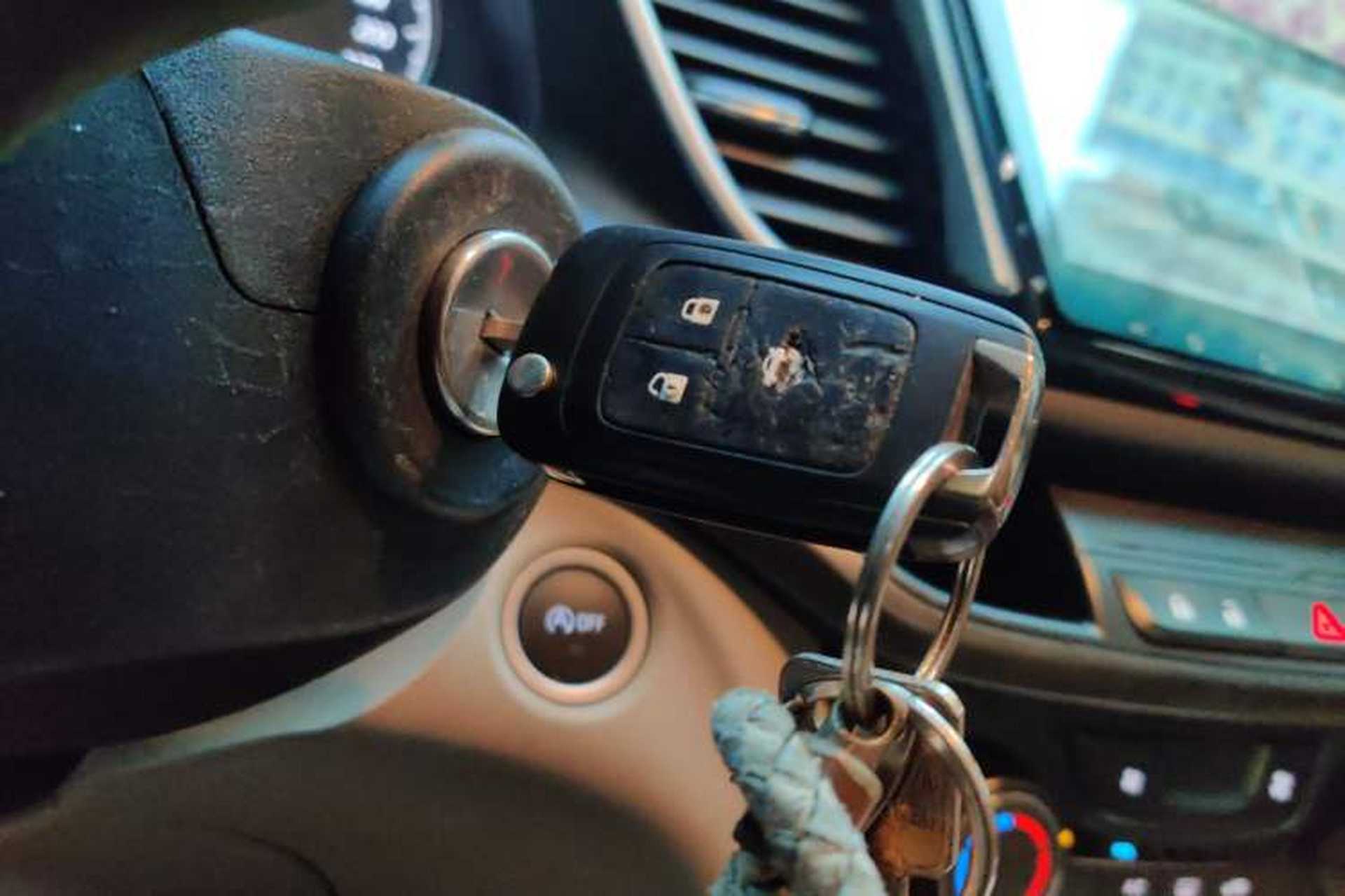 Used Buick GT 2017 15N Automatic Elite Version Vehicle Key
