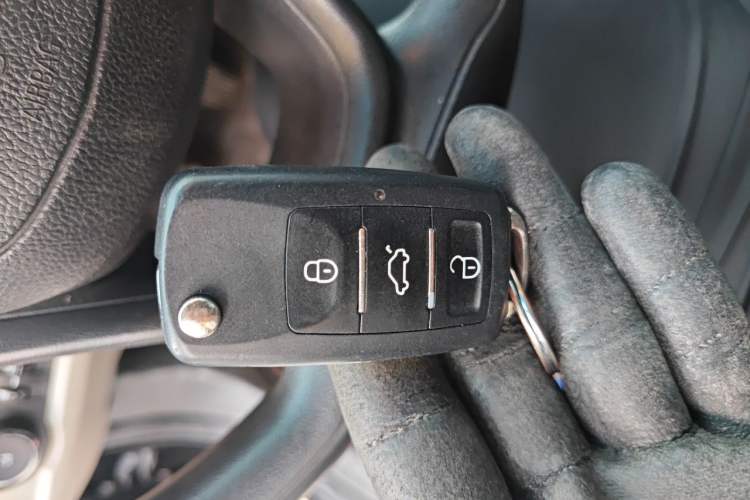 Used Buick GT 2017 15N Manual Elite Version Vehicle Key