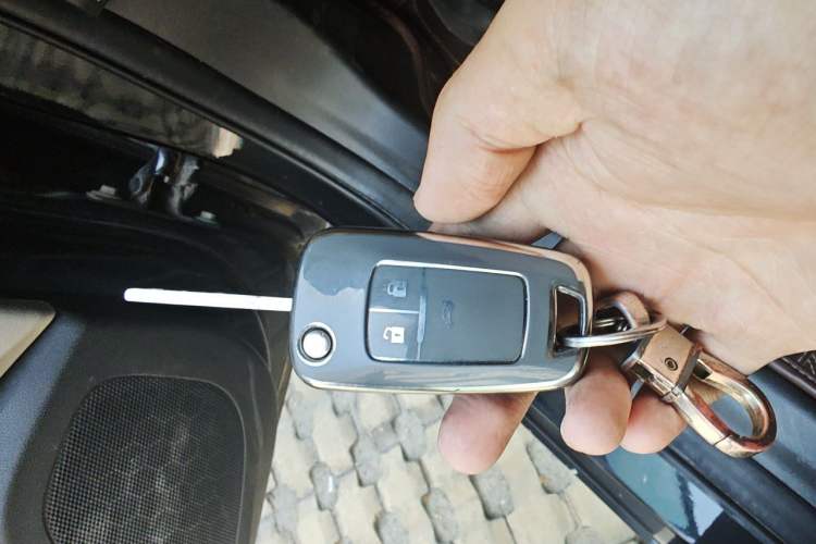 Used Buick GT 2017 15N Manual Elite Version Vehicle Key