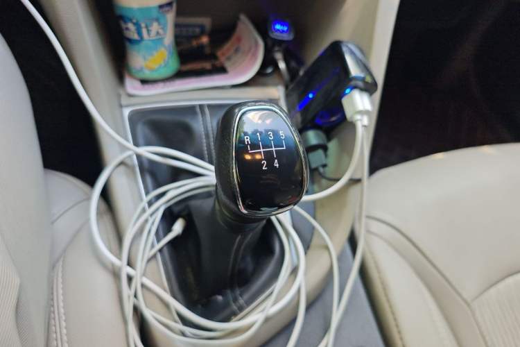 Used Buick GT 2017 15N Manual Elite Version Gear Lever