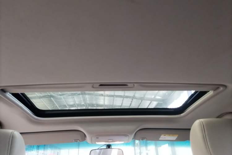 Used Buick GT 2017 15N Automatic Elite Version Headliner