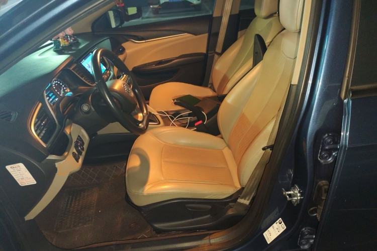 Used Buick GT 2017 15N Automatic Elite Version Left Front Seat