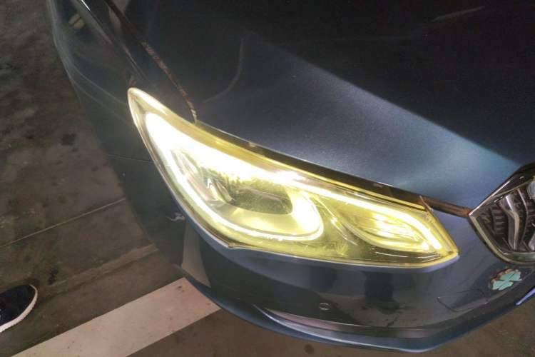 Used Buick GT 2017 15N Automatic Elite Version Right Front Headlight