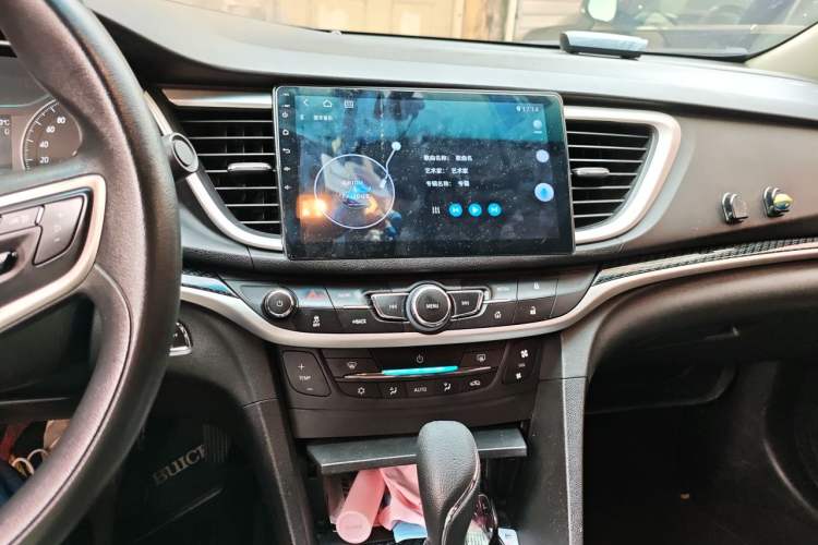 Used Buick GT 2017 15N Automatic Deluxe Edition Audio And AC Panel
