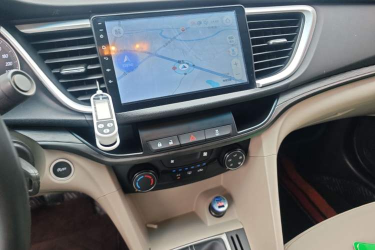 Used Buick GT 2017 15N Manual Elite Version Audio And AC Panel