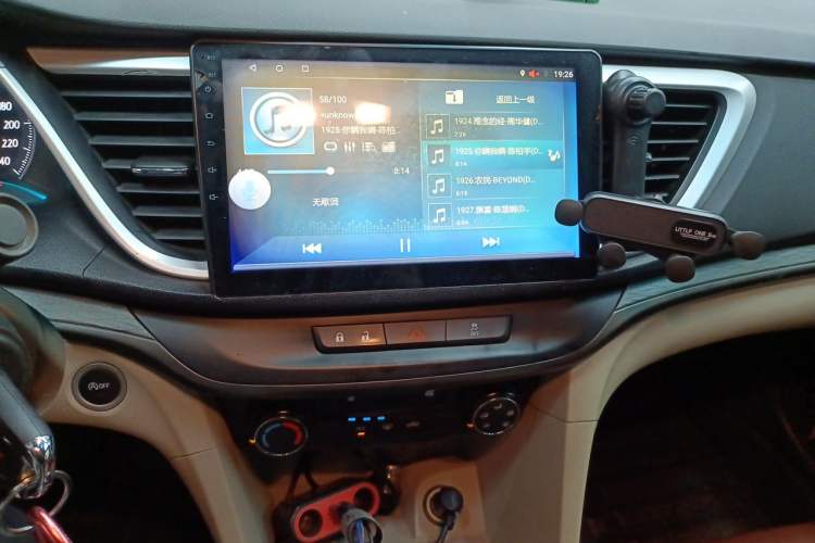 Used Buick GT 2017 15N Manual Elite Version Audio And AC Panel