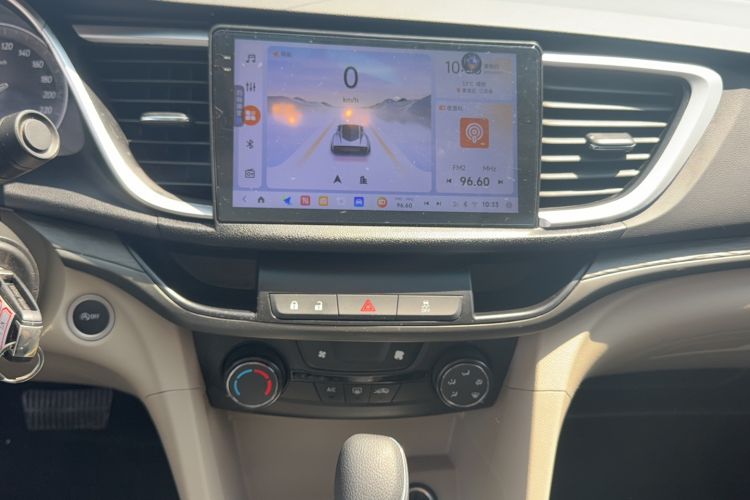 Used Buick GT 2017 15N Automatic Elite Version Audio And AC Panel