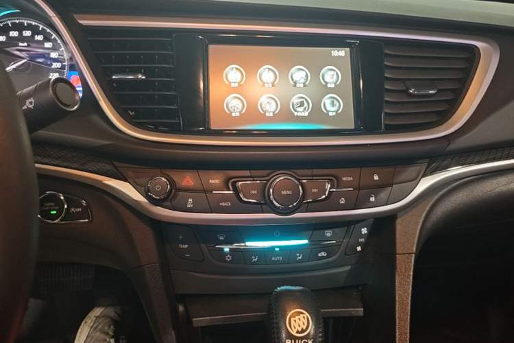 Used Buick GT 2017 15N Automatic Deluxe Edition Audio And AC Panel
