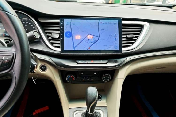 Used Buick GT 2017 15N Automatic Elite Version Audio And AC Panel