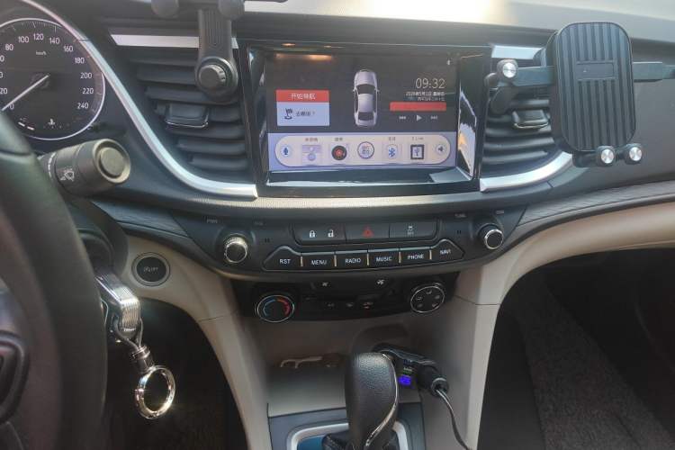 Used Buick GT 2017 15N Automatic Entry-Level Trim Audio And AC Panel