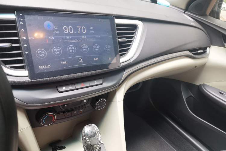 Used Buick GT 2017 15N Automatic Entry-Level Trim Audio And AC Panel